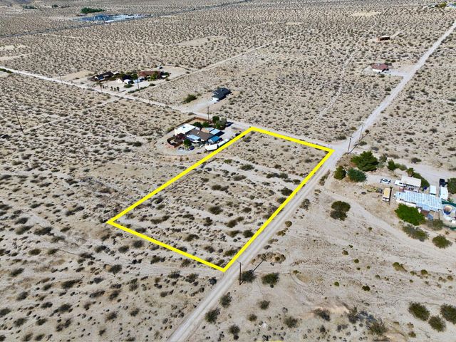 227 Sullivan Road, 29 Palms, CA 92277