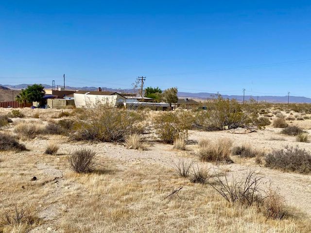 227 Sullivan Road, 29 Palms, CA 92277