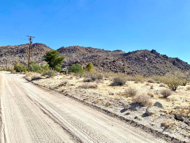 227 Sullivan Road, 29 Palms, CA 92277