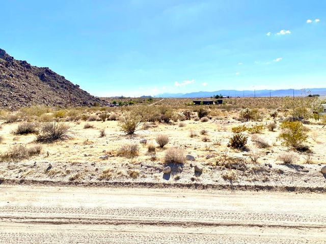 227 Sullivan Road, 29 Palms, CA 92277
