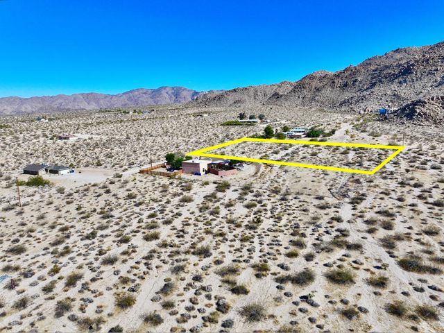 227 Sullivan Road, 29 Palms, CA 92277