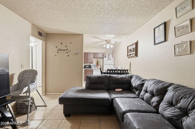 1415 N PLEASANT Drive, Chandler, AZ 85225