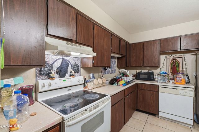 1415 N PLEASANT Drive, Chandler, AZ 85225