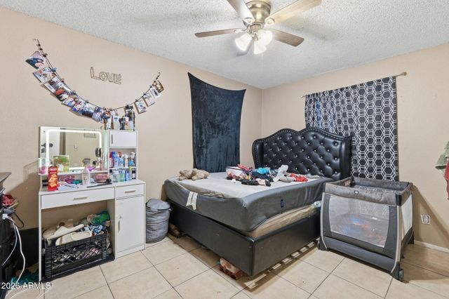 1415 N PLEASANT Drive, Chandler, AZ 85225