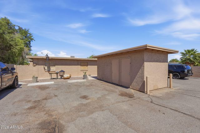 1415 N PLEASANT Drive, Chandler, AZ 85225