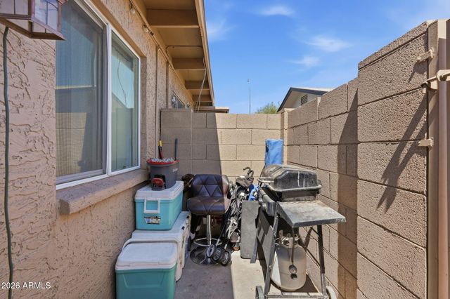 1415 N PLEASANT Drive, Chandler, AZ 85225