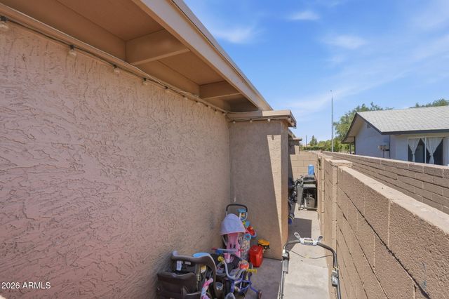 1415 N PLEASANT Drive, Chandler, AZ 85225