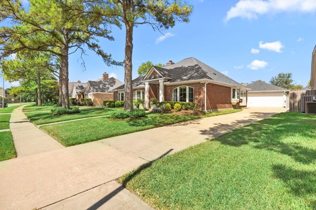 20822 Chappell Knoll Drive, Cypress, TX 77433