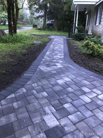 16 Skytop Road, Lebanon Twp, NJ 07853