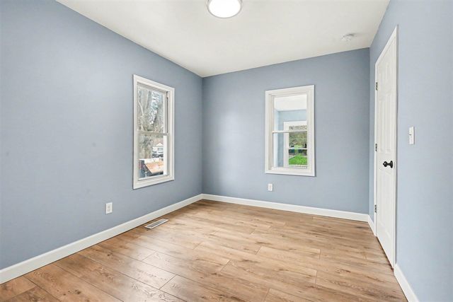 1215 Palmer Avenue, Kalamazoo, MI 49001