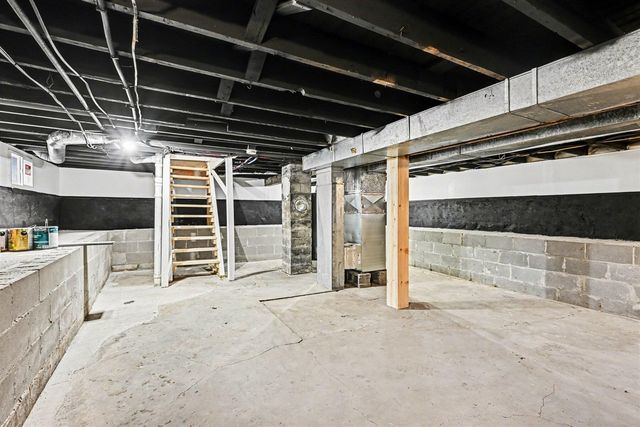 1215 Palmer Avenue, Kalamazoo, MI 49001