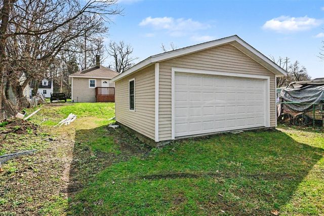 1215 Palmer Avenue, Kalamazoo, MI 49001