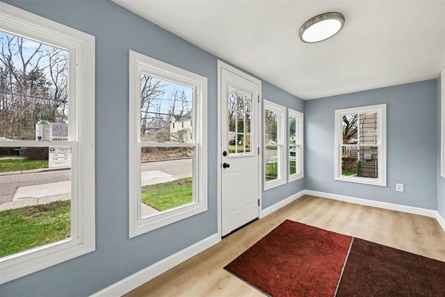 1215 Palmer Avenue, Kalamazoo, MI 49001