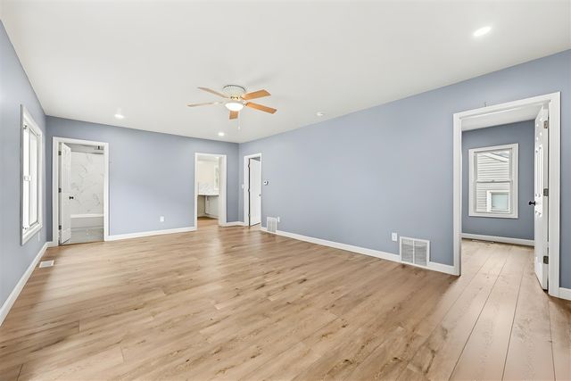 1215 Palmer Avenue, Kalamazoo, MI 49001