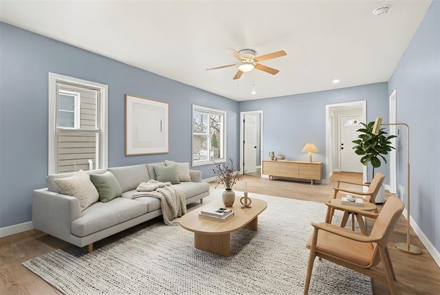 1215 Palmer Avenue, Kalamazoo, MI 49001