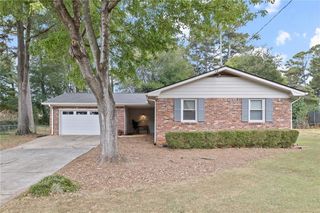 2577 Glen Circle, Lawrenceville, GA 30044