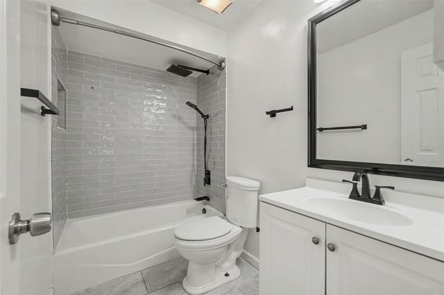 10906 AUTUMN OAK PLACE, Tampa, FL 33618