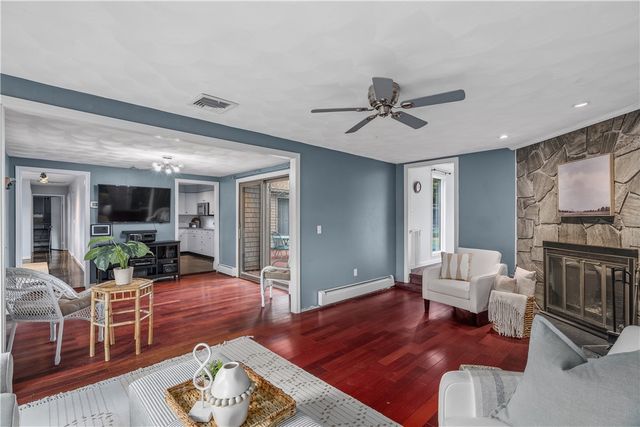 32 Ridge Road, Bristol, RI 02809