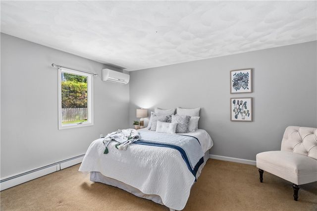 32 Ridge Road, Bristol, RI 02809