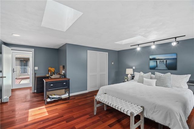32 Ridge Road, Bristol, RI 02809