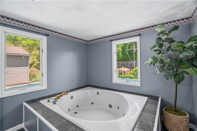 32 Ridge Road, Bristol, RI 02809