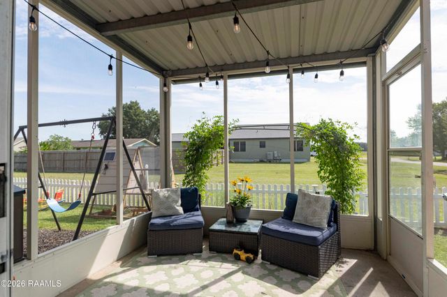 1402 Breaux Road, Lafayette, LA 70506