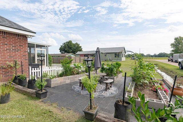 1402 Breaux Road, Lafayette, LA 70506