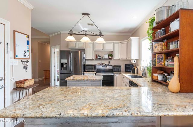1402 Breaux Road, Lafayette, LA 70506