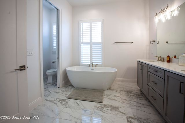 4305 Negal Circle, Melbourne, FL 32901