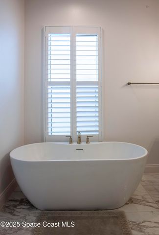 4305 Negal Circle, Melbourne, FL 32901