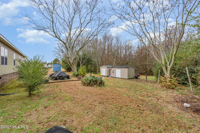 7472 Edwards Road, Castalia, NC 27816