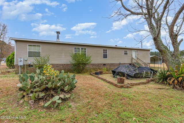 7472 Edwards Road, Castalia, NC 27816