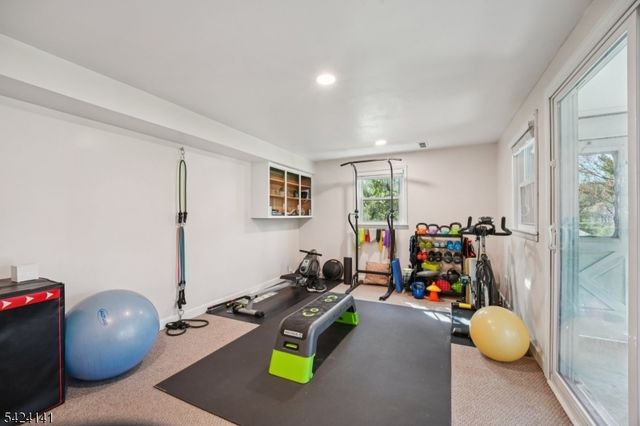 7 Archer Ln, Scotch Plains Twp., NJ 07076