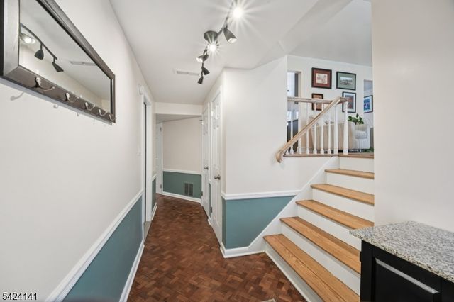 7 Archer Ln, Scotch Plains Twp., NJ 07076