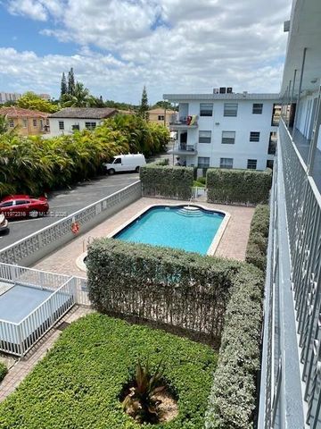 3100 W Flagler St 11D, Miami, FL 33135