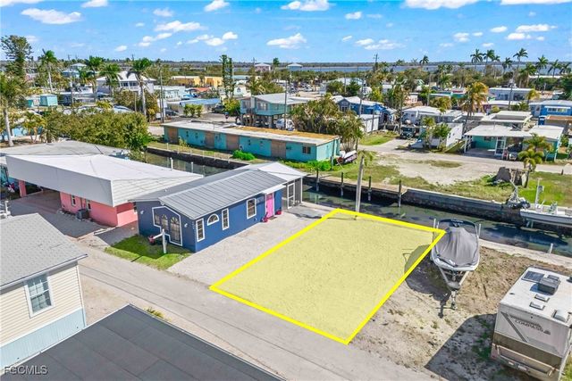 2629 Coco Plum DR, Matlacha, FL 33993