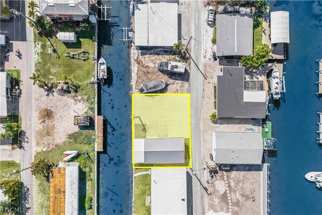 2629 Coco Plum DR, Matlacha, FL 33993