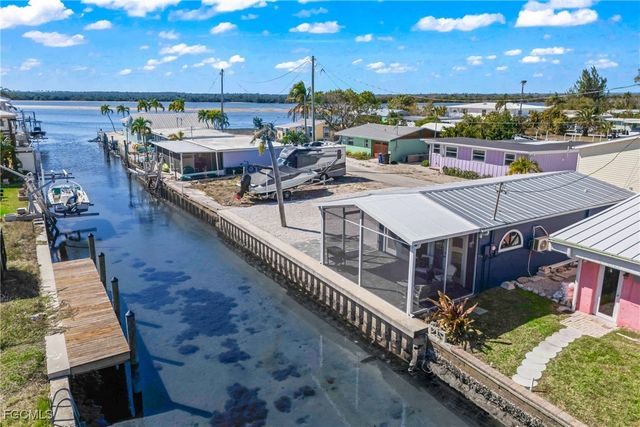 2629 Coco Plum DR, Matlacha, FL 33993