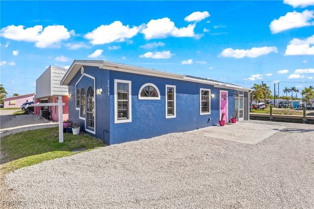 2629 Coco Plum DR, Matlacha, FL 33993