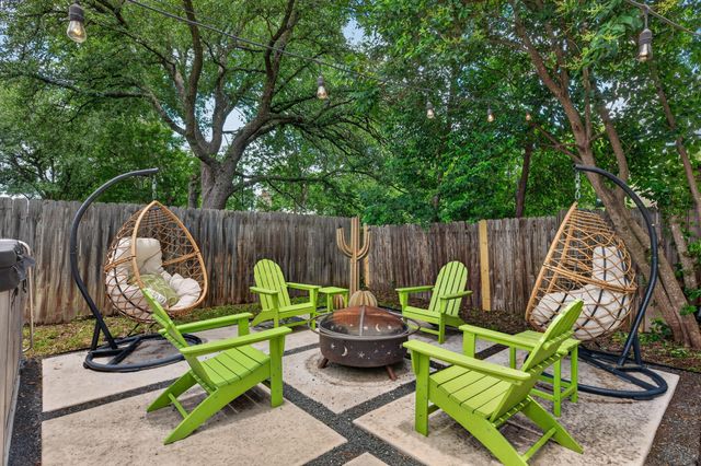 2526 Mcgregor DR, Austin, TX 78745