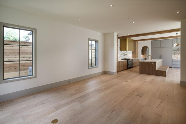 2627 Tangley Road, West University Place, TX 77005
