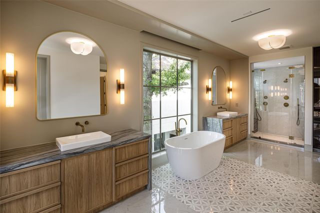 2627 Tangley Road, West University Place, TX 77005