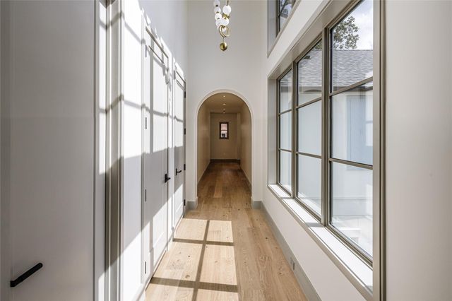 2627 Tangley Road, West University Place, TX 77005