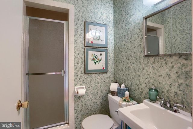 4217 KIRKWOOD RD, Harrisburg, PA 17110