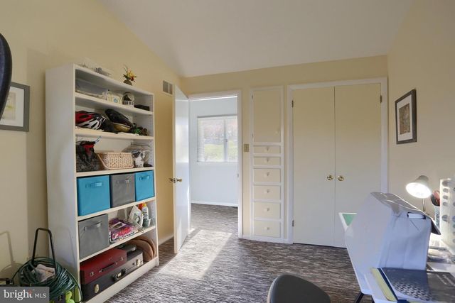4217 KIRKWOOD RD, Harrisburg, PA 17110