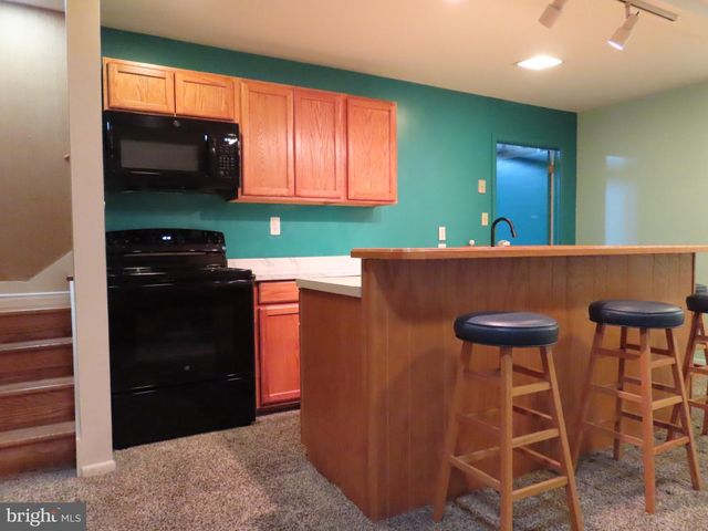 4217 KIRKWOOD RD, Harrisburg, PA 17110