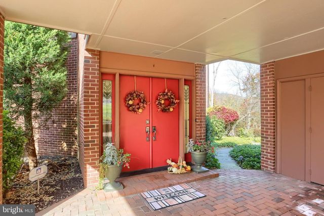 4217 KIRKWOOD RD, Harrisburg, PA 17110