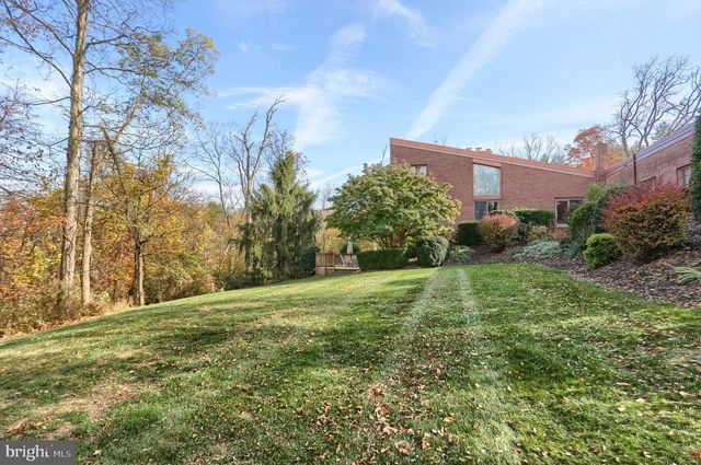 4217 KIRKWOOD RD, Harrisburg, PA 17110