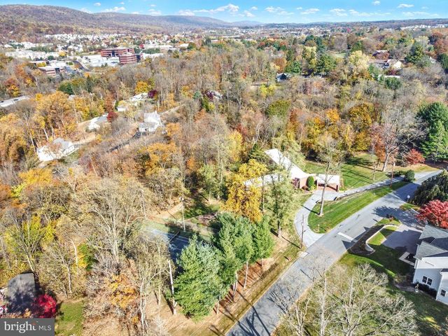 4217 KIRKWOOD RD, Harrisburg, PA 17110