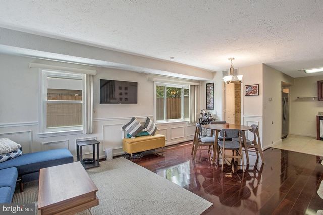 628 FOUR MILE RD, Alexandria, VA 22305